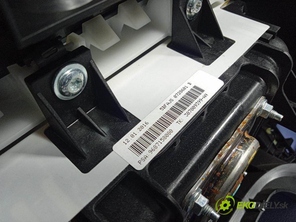 Citroen C4 2016 kokpit,přistrojova deska 9671532077