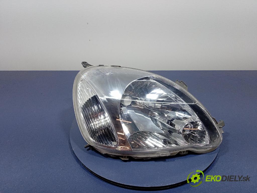 Toyota Yaris 2004 světlo v pravo: