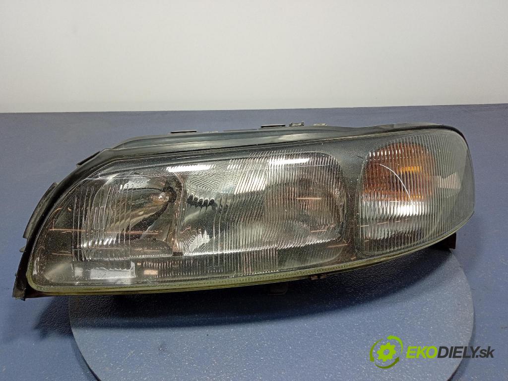 Volvo V70 2003 světlo Levý: 8620686