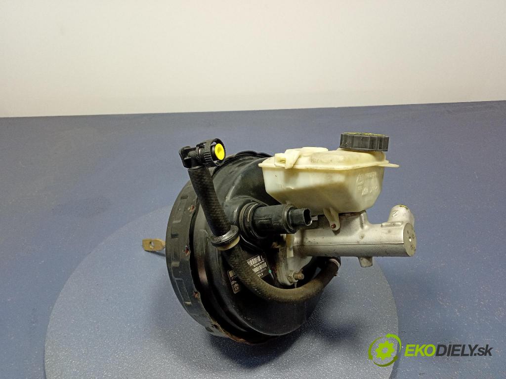 Volvo V70 2003 servo Brzdní: 30665455