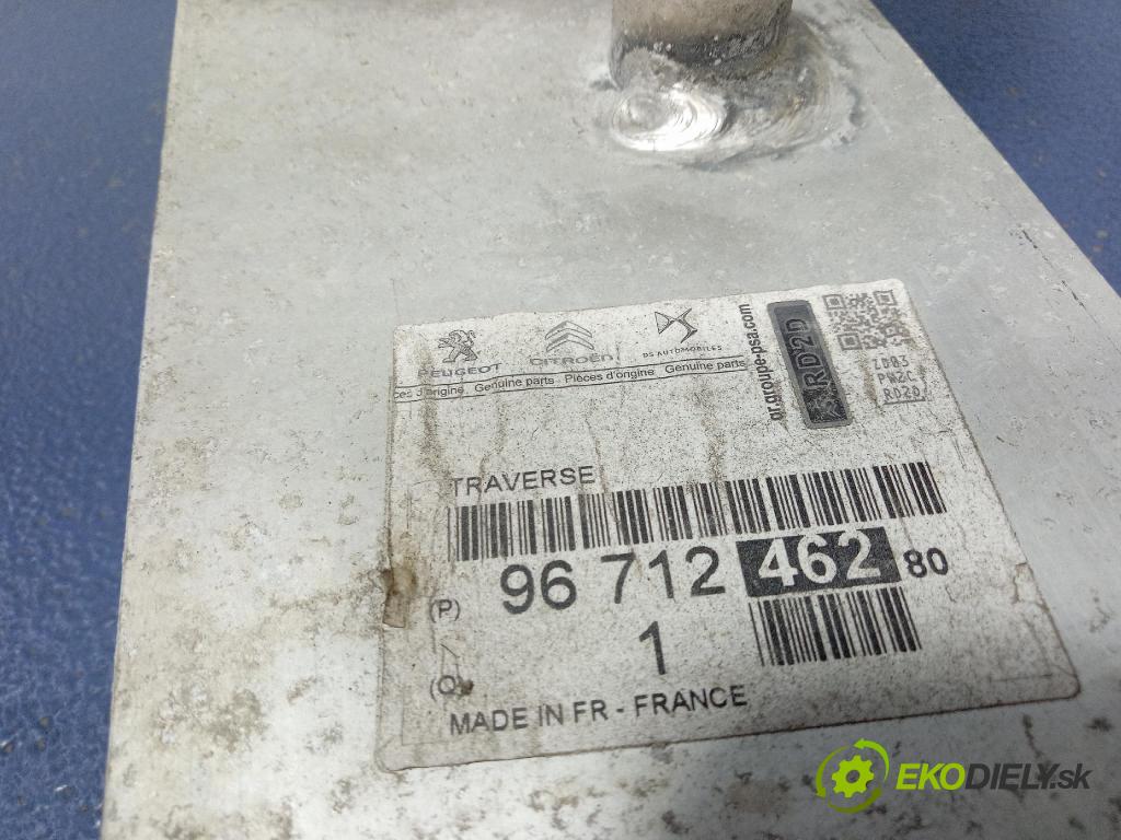 Citroen C4 2016 výztuha narazník Zad: 9671246280