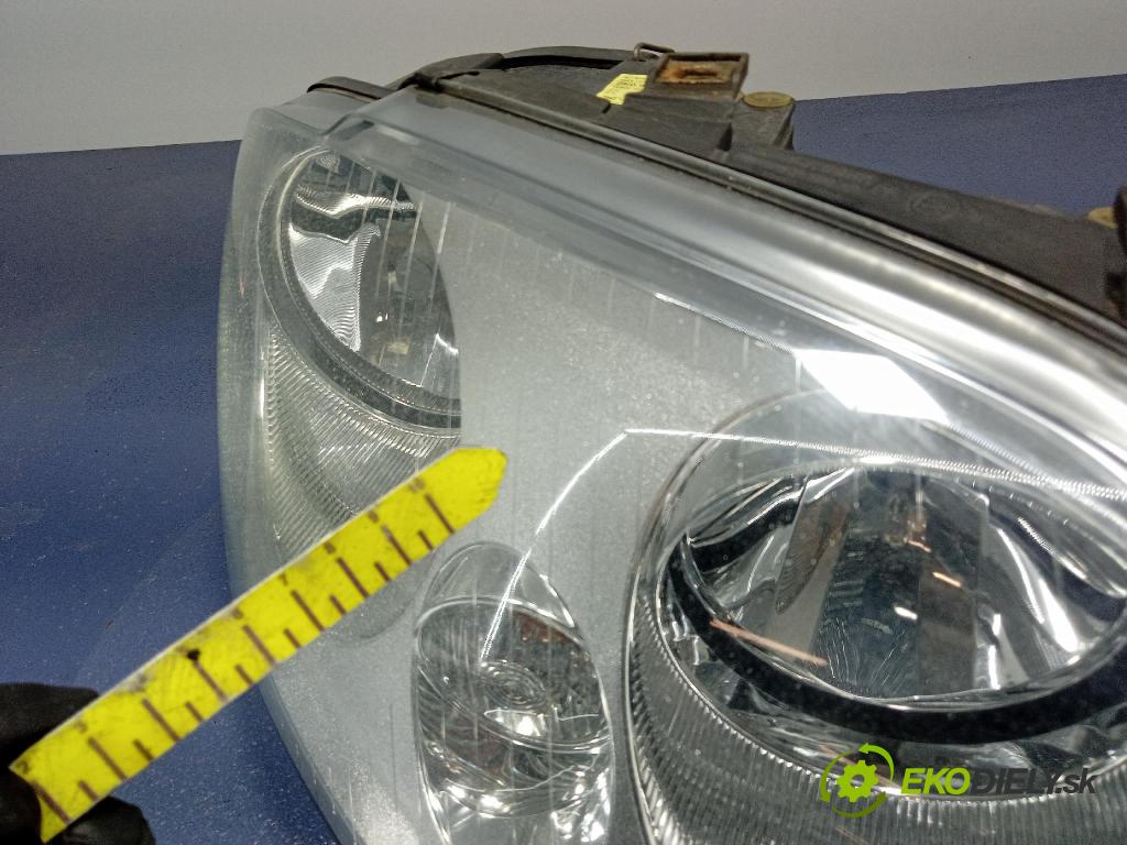 Vw Touran 2005 světlo v pravo: 2K0941006B