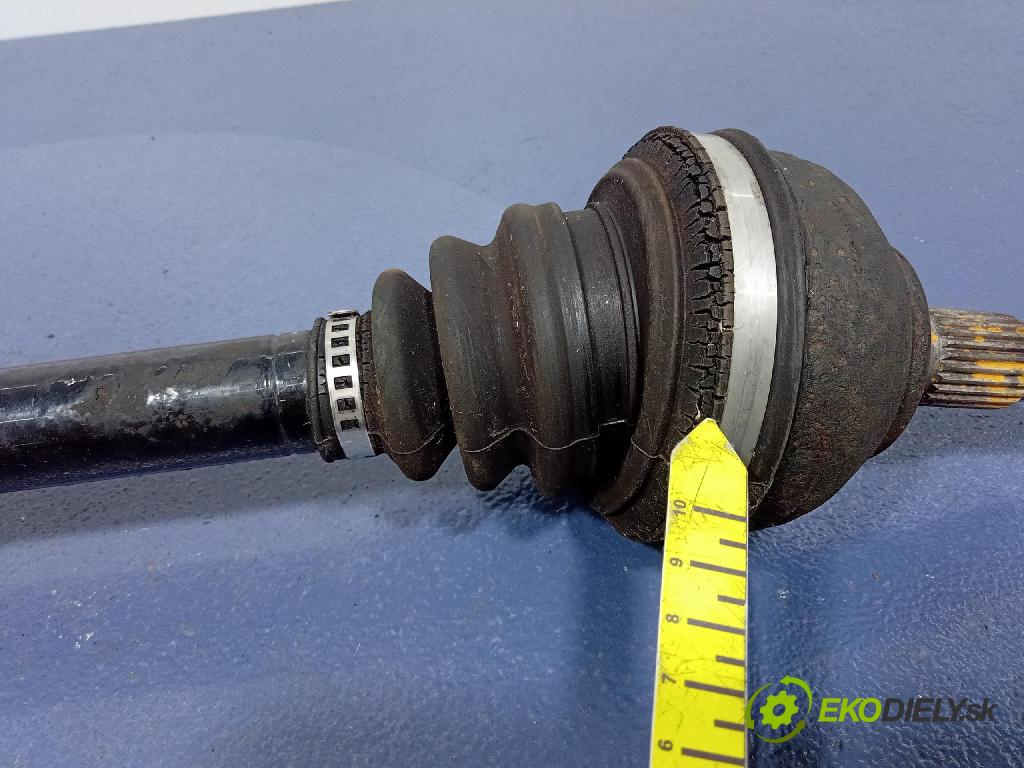 Citroen C4 2016 poloos Prava: Predné 9685126180