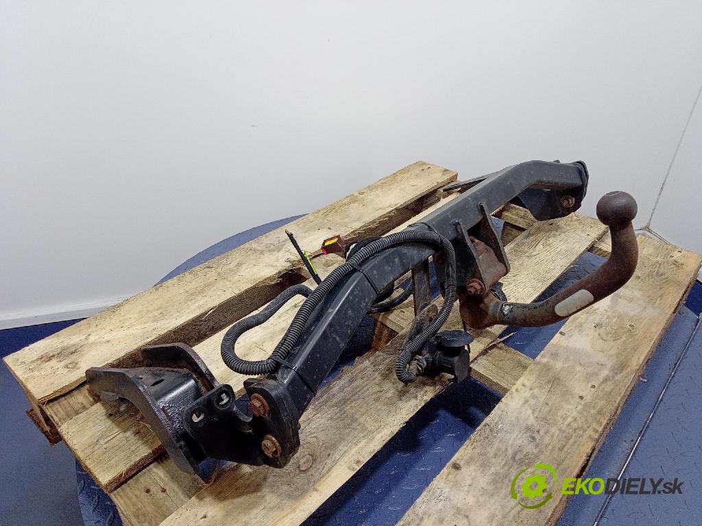 Citroen C4 2016 oko Do Přívěsy 1613424580