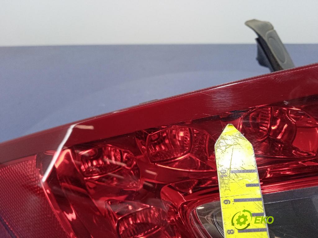 Ford Mondeo 2018 světlo Zad: levá Mimo: DS73-13405-CH