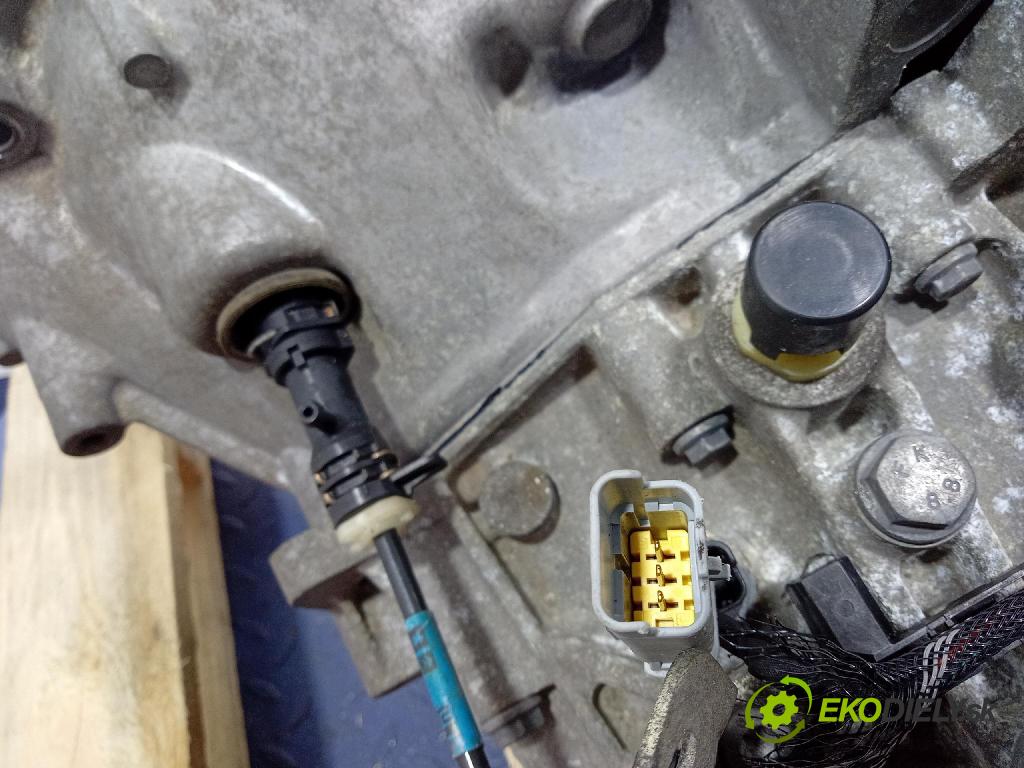Citroen C4 2016 převodovka Ozubené kola: Manualna 20MB43
