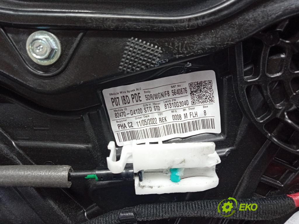 Hyundai I30 2022 dveře před Vlevo, odjet: