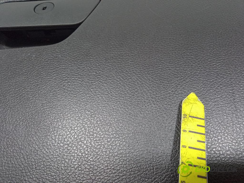 Ford Mondeo 2018 kastlík DS73-13570-A