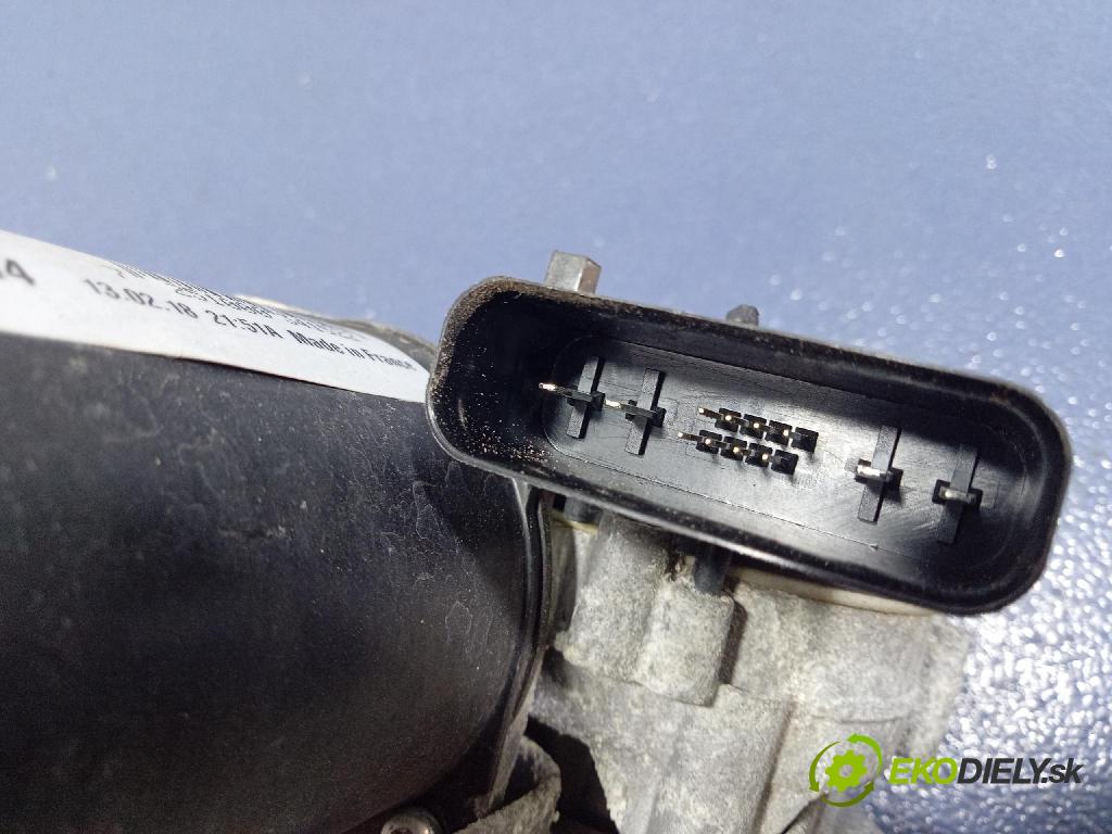 Ford Mondeo 2018 mechanismus motorek Stěrače: před DS73-17504-AH