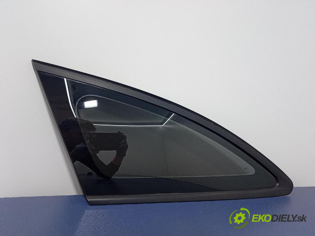 Hyundai I30 2022 sklo Karosérie: Zad: 87810-G4200