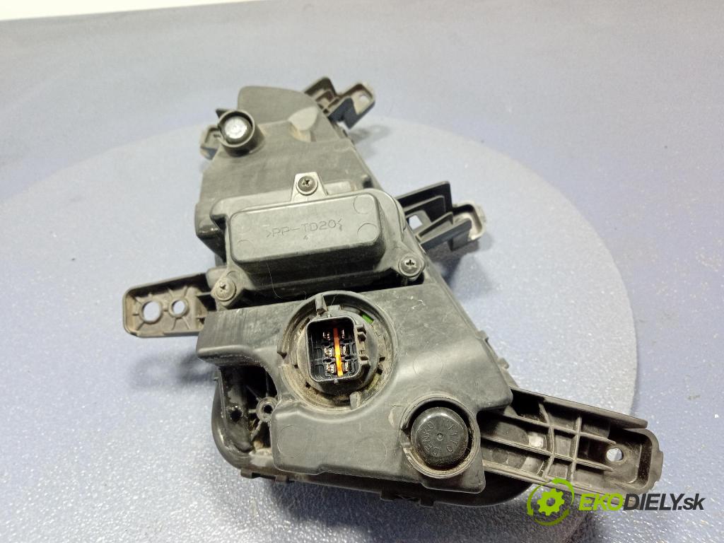Hyundai I30 2022 Halogen v pravo: 92208G4600