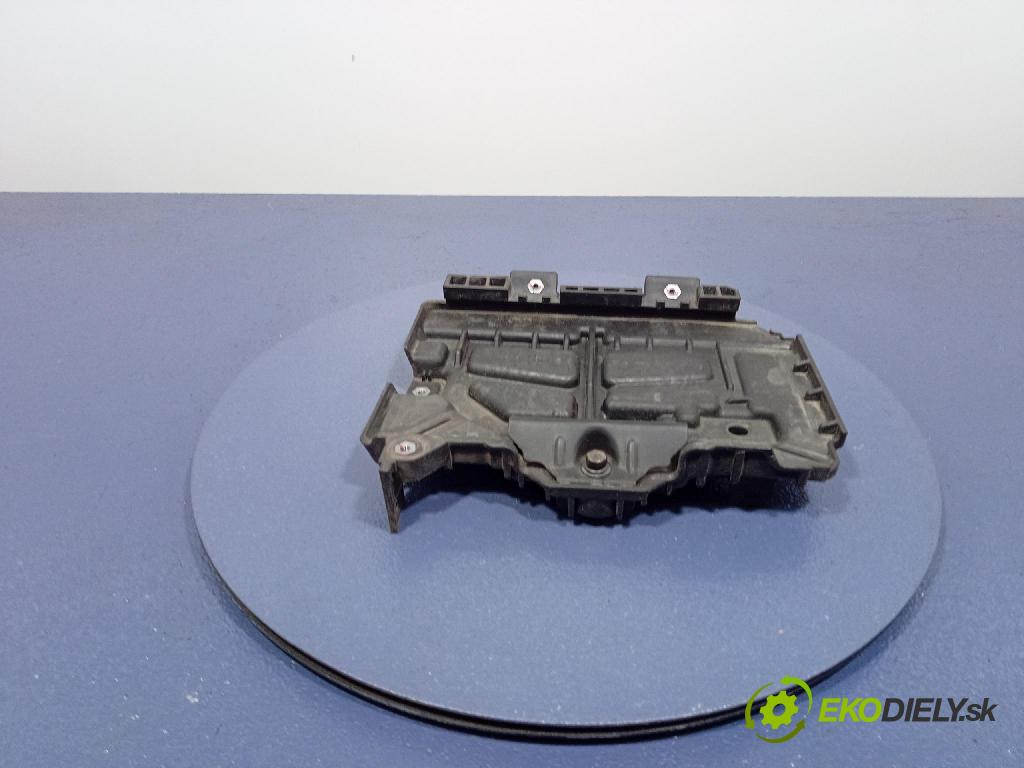 Hyundai I30 2022 Základ: Akumulatora: 37150-G4000