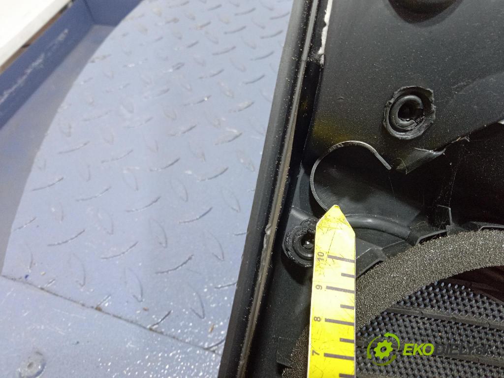 Vw Polo 0 Tapacír: dveře před levá 6R4867011M