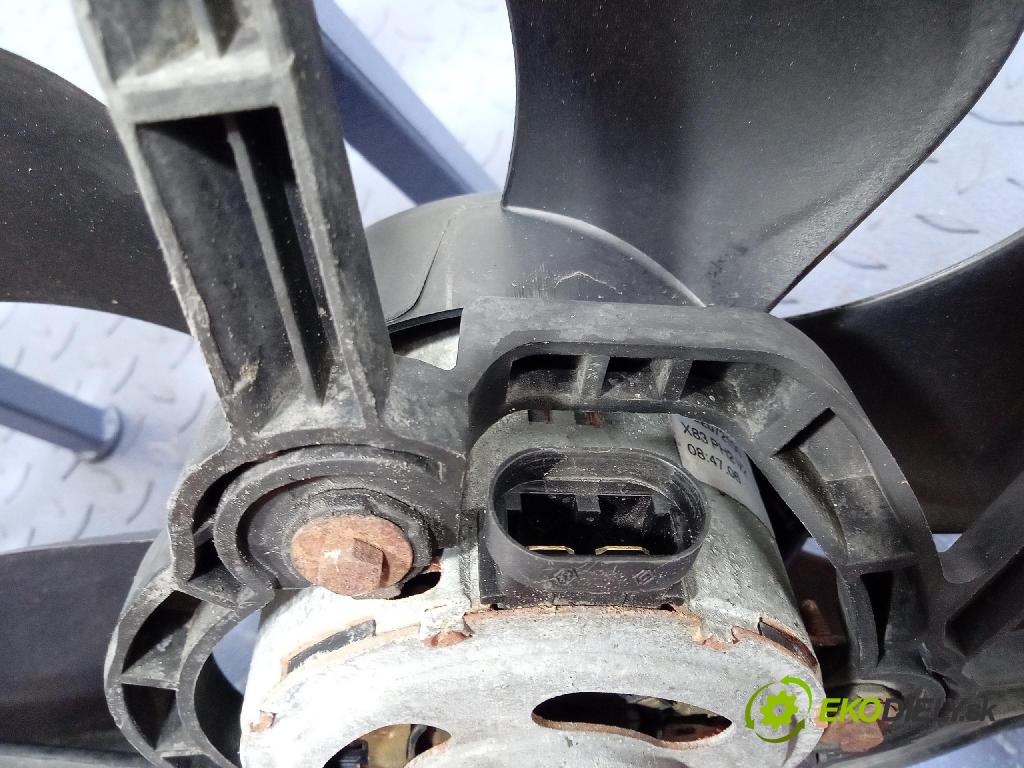 Renault Trafic 2005 ventilátor Chladič: 8200019383