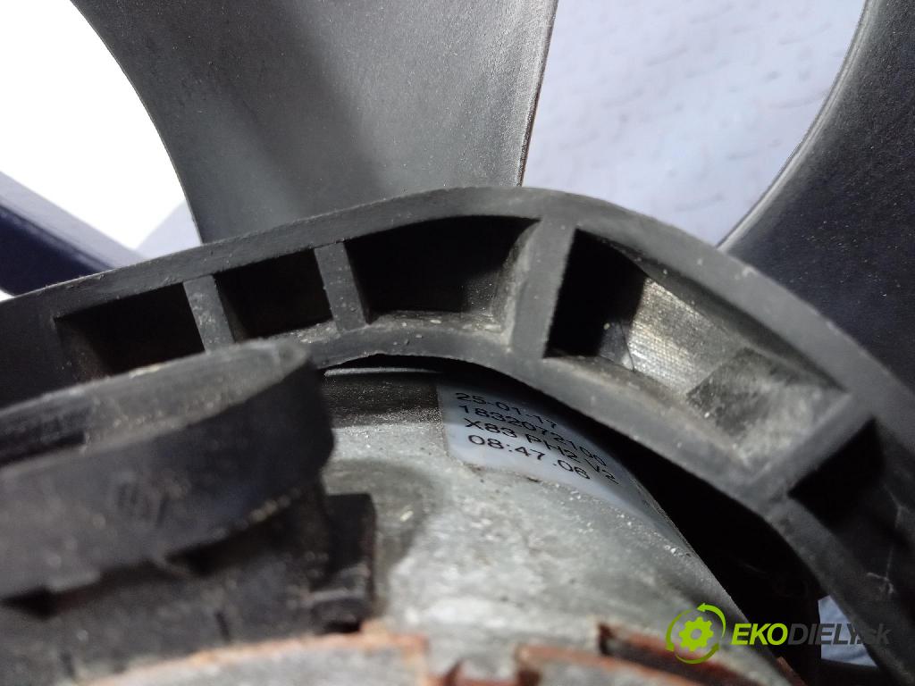 Renault Trafic 2005 ventilátor Chladič: 8200019383
