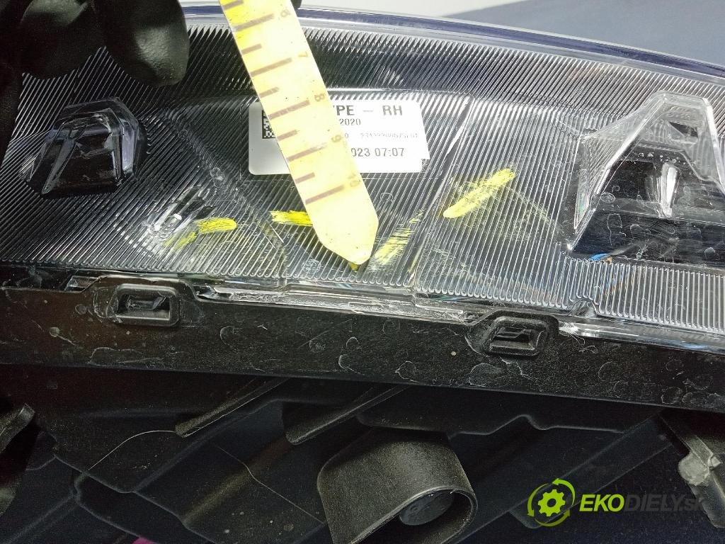 Kia Xceed 0 světlo v pravo: 92102J7850
