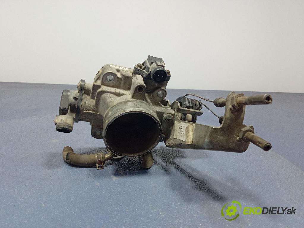 Honda Accord 2002 škrticí klapka TT006