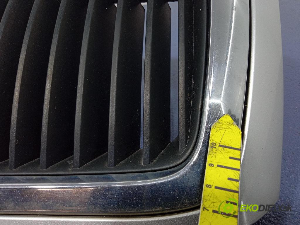 Skoda Octavia 2005 mřížka / Gril: 1U0853651E
