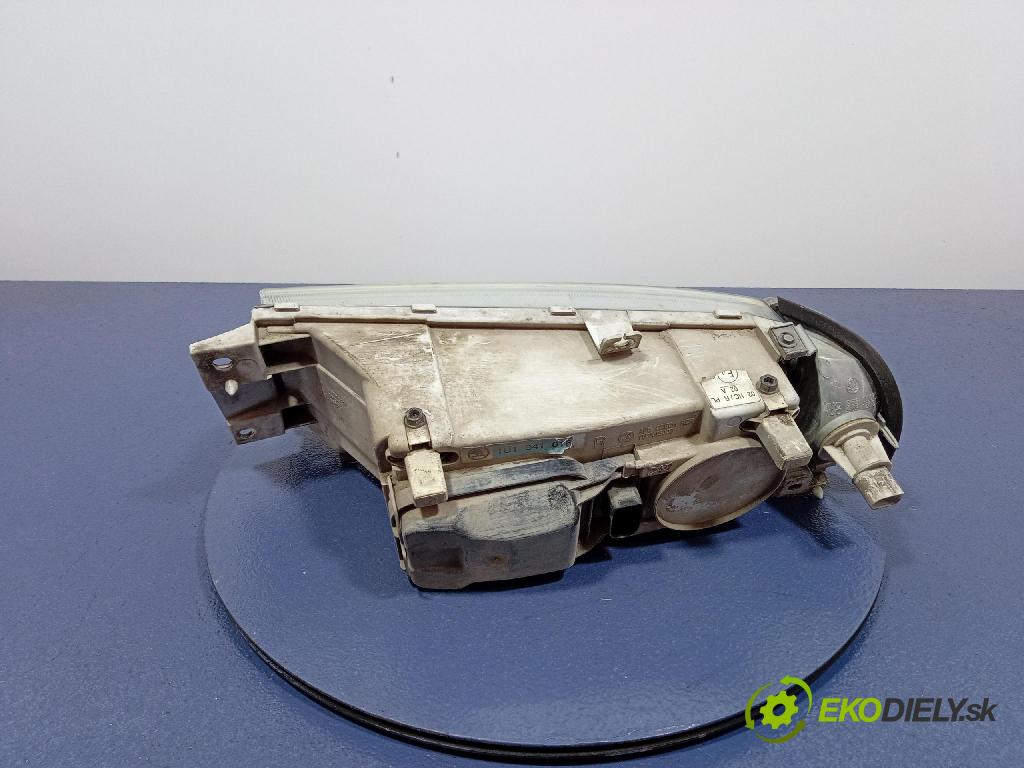 Skoda Octavia 2005 světlo v pravo: 1U1941016K
