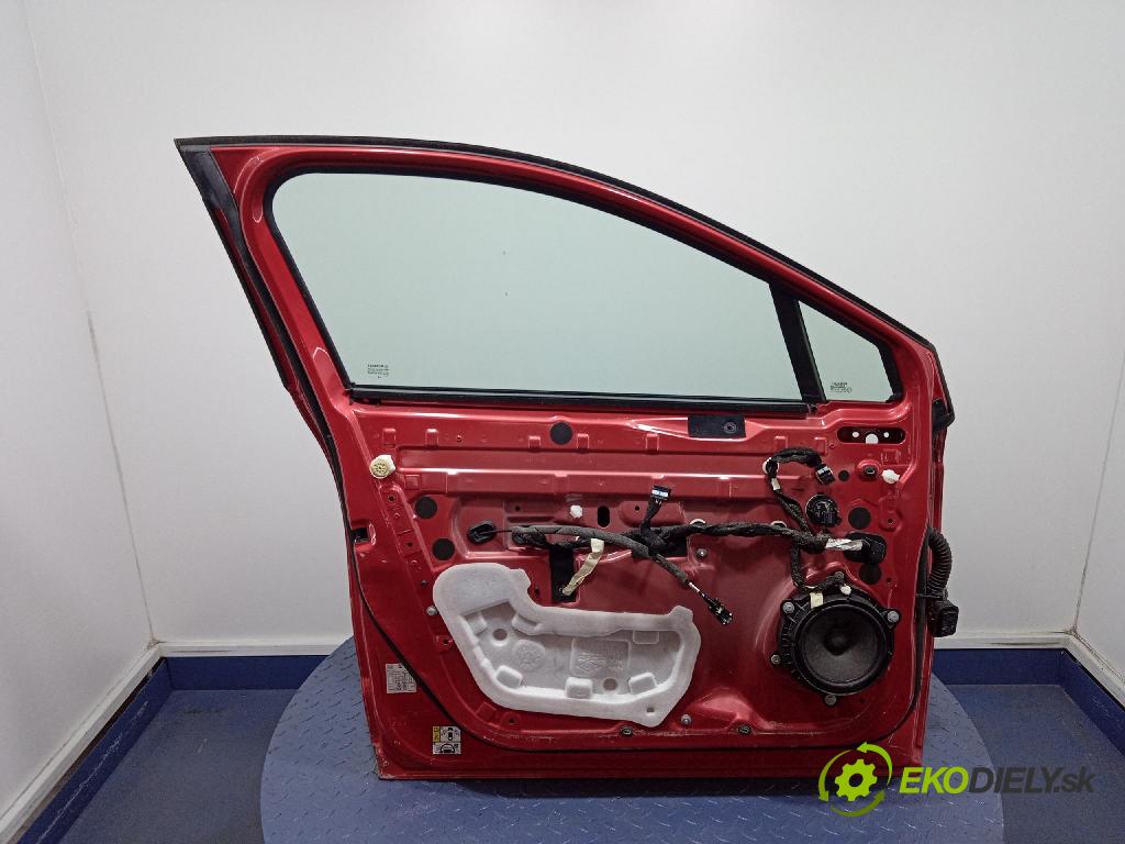 Renault Clio 2020 dveře před Vlevo, odjet: