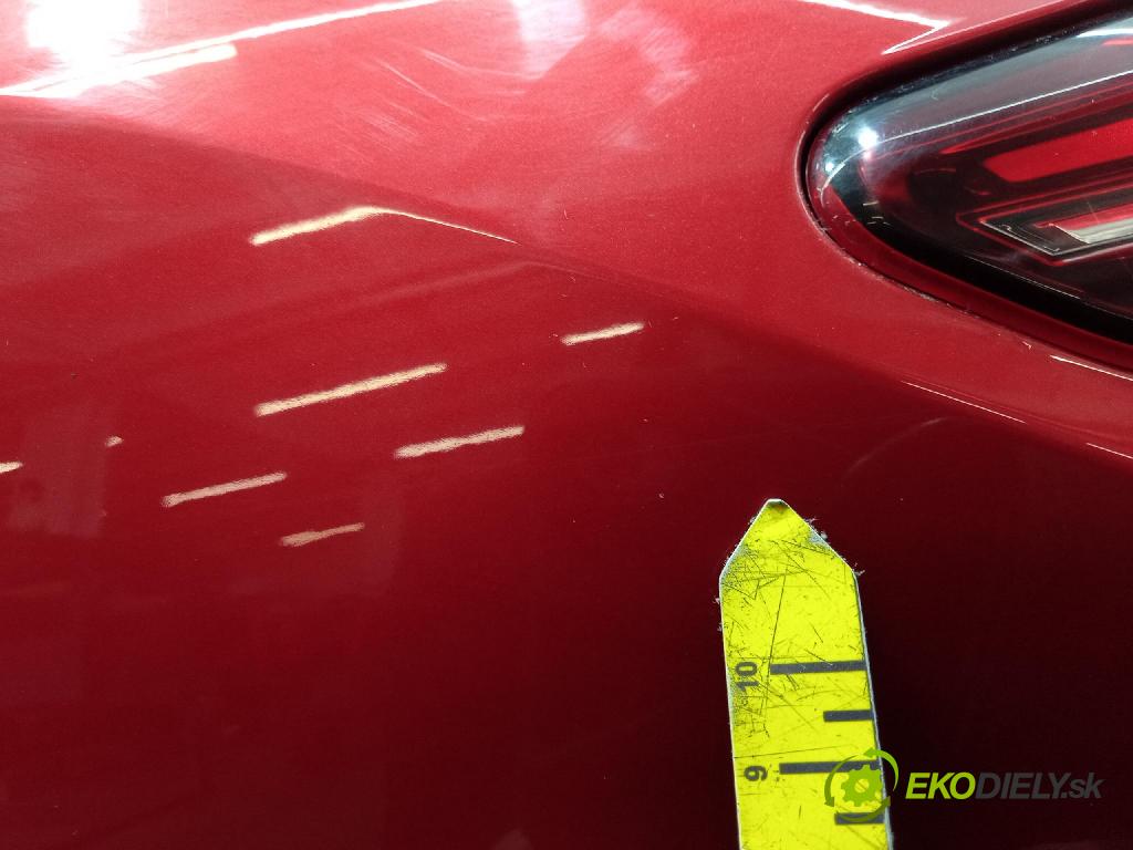 Renault Clio 2020 zadní dveře kufra: kufr 