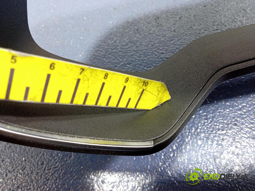 Renault Clio 2020 kryt Plast: Interiéry: 682403420R