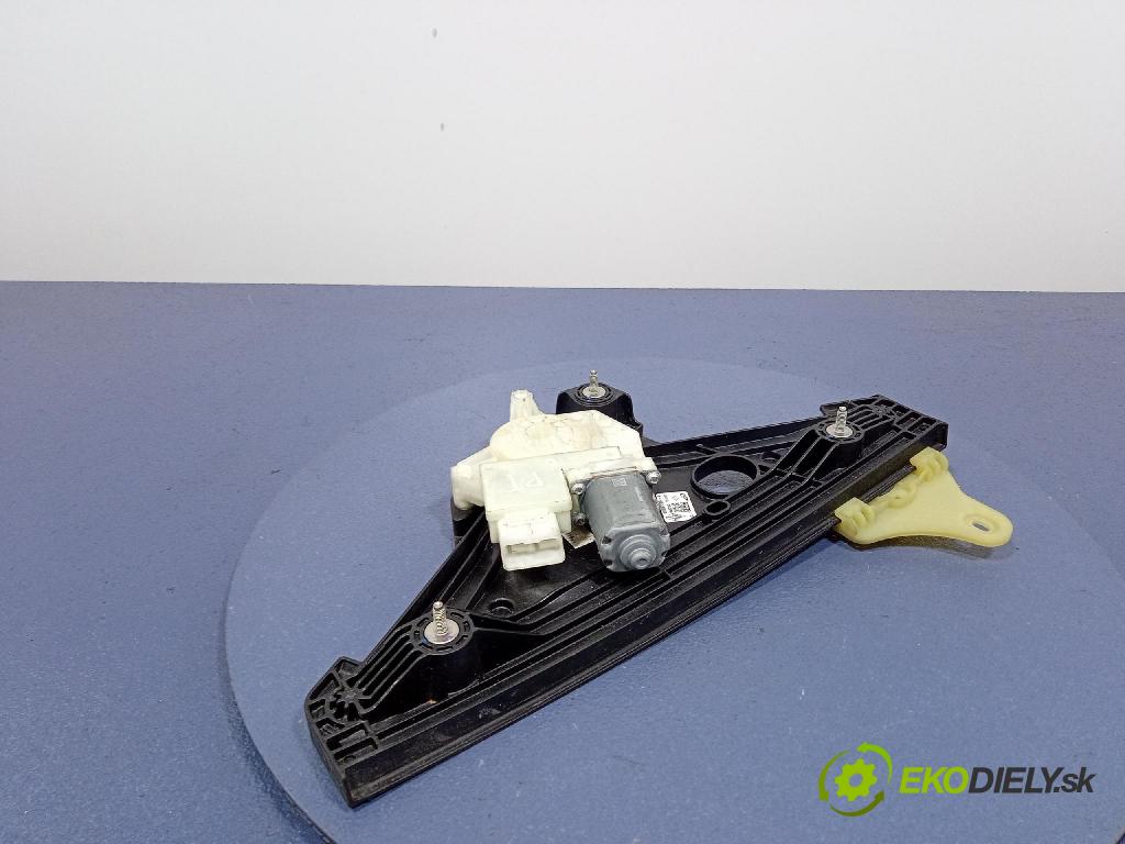 Renault Clio 2020 mechanismus stahování Sklenka: Zad: v pravo: 827209773R