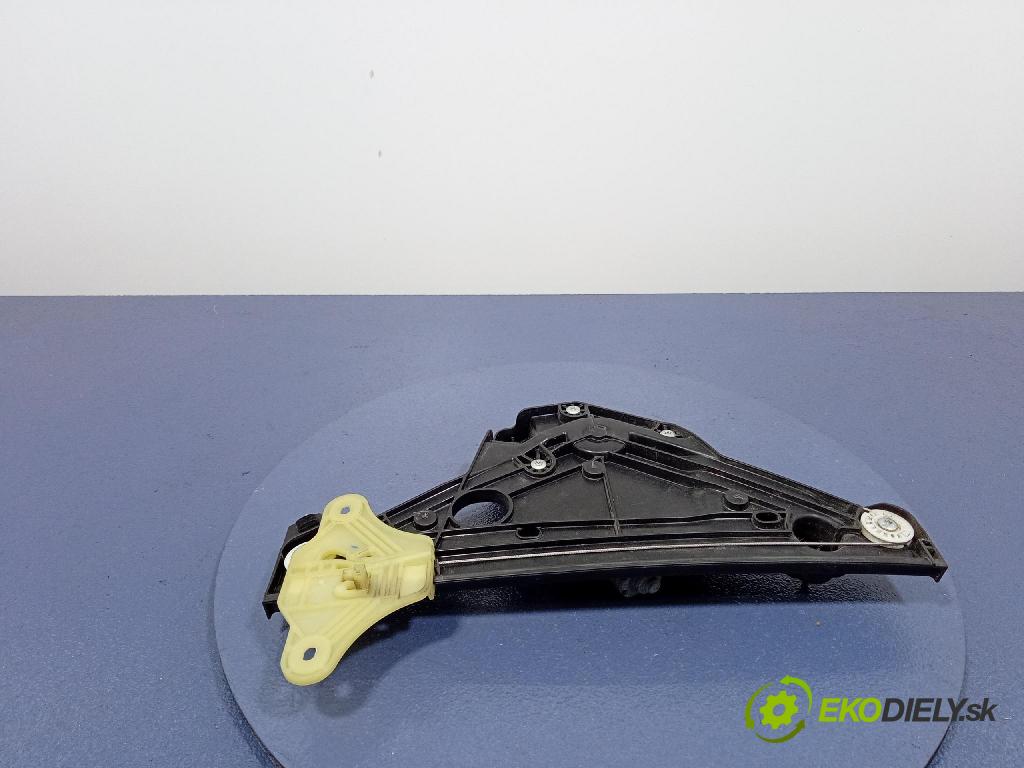 Renault Clio 2020 mechanismus stahování Sklenka: Zad: v pravo: 827209773R