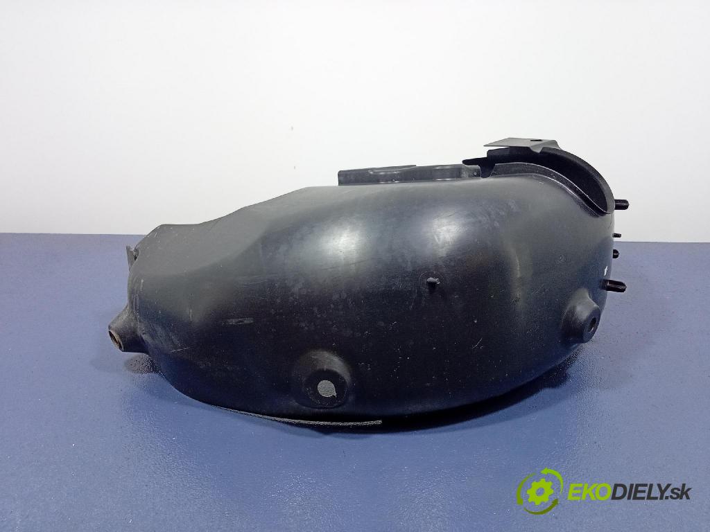Renault Clio 2020 blatník: plastický: Zad: 767494220R