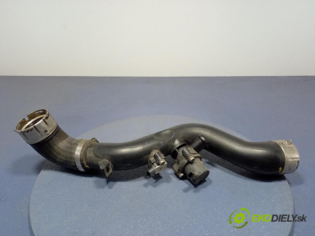 Hyundai I30 2022 trubka Vzduch: 2273-07600