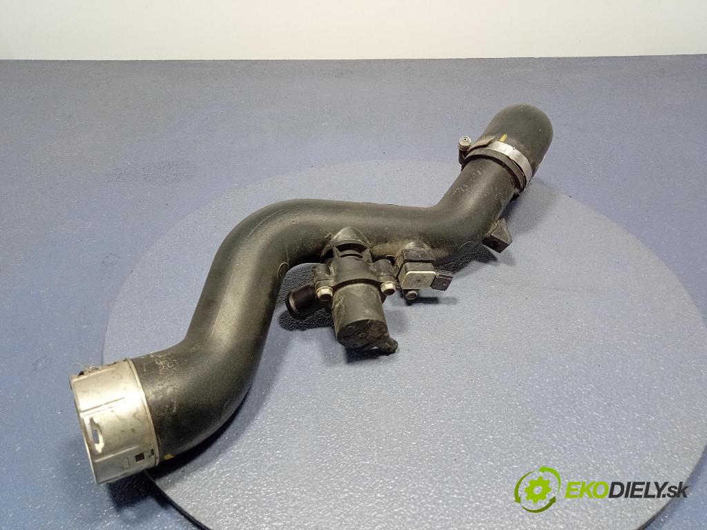 Hyundai I30 2022 trubka Vzduch: 2273-07600