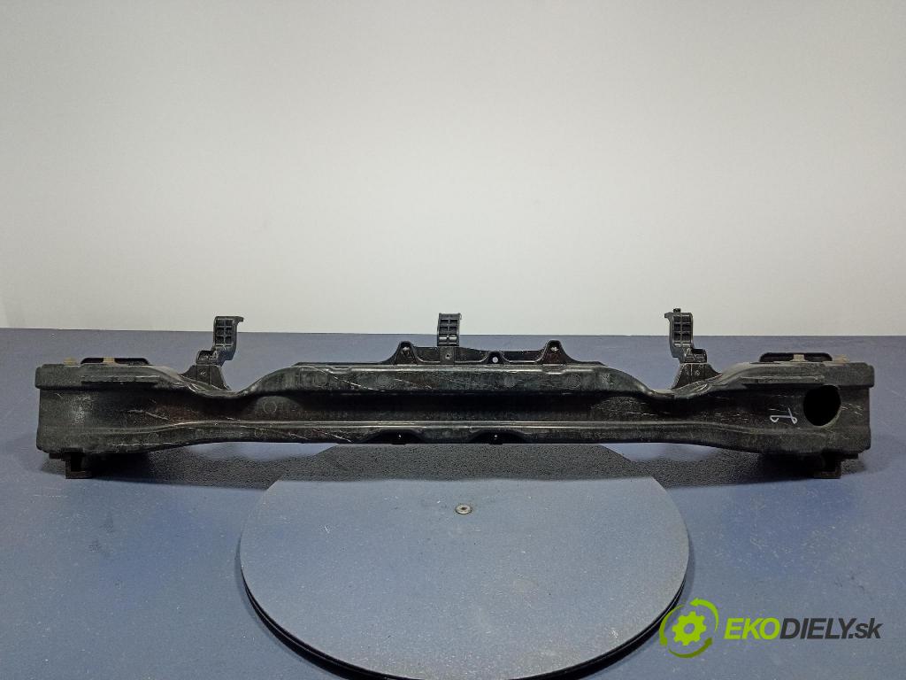 Hyundai I30 2022 výztuha narazník Zad: 86630-G4600
