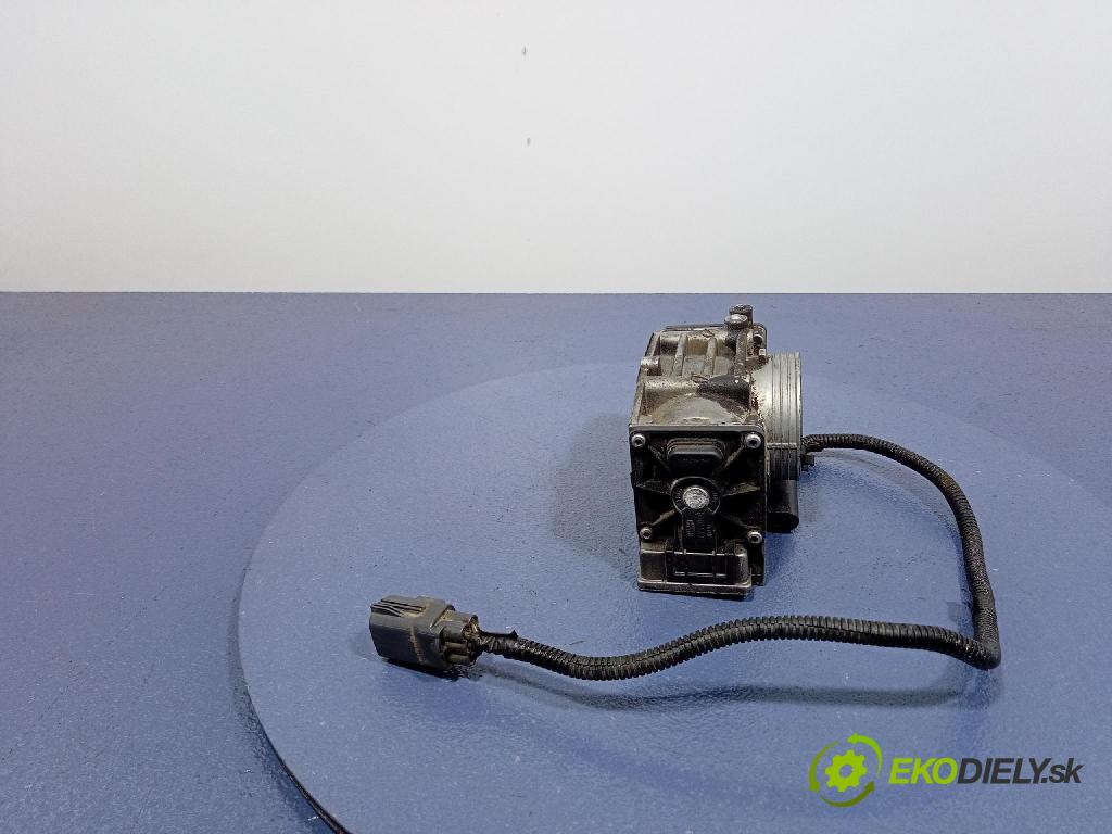 Volvo S80 1999 škrticí klapka 8644347
