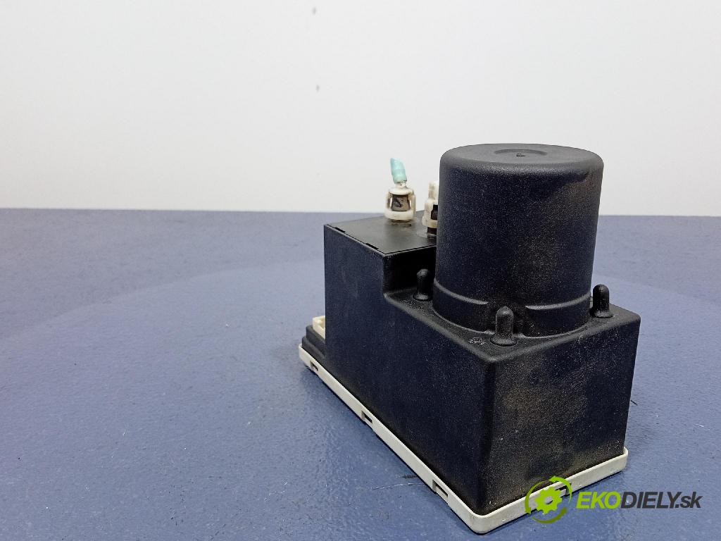 Audi A3 1997 čerpadlo Centrální Zámek 8L0862257A