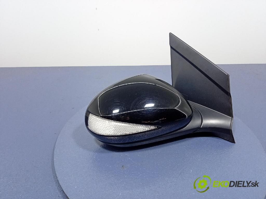 Honda Civic 2005 zpětné zrcátko prave