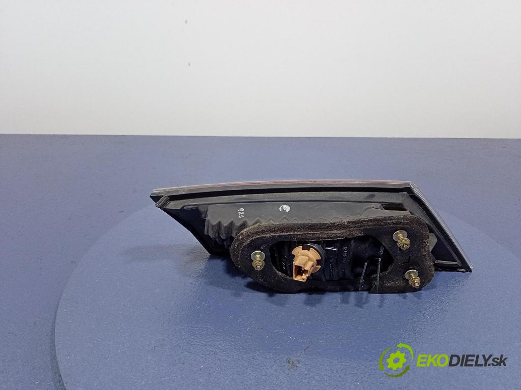 Honda Civic 2005 světlo Zad: Práva: Uvnitř 22616721