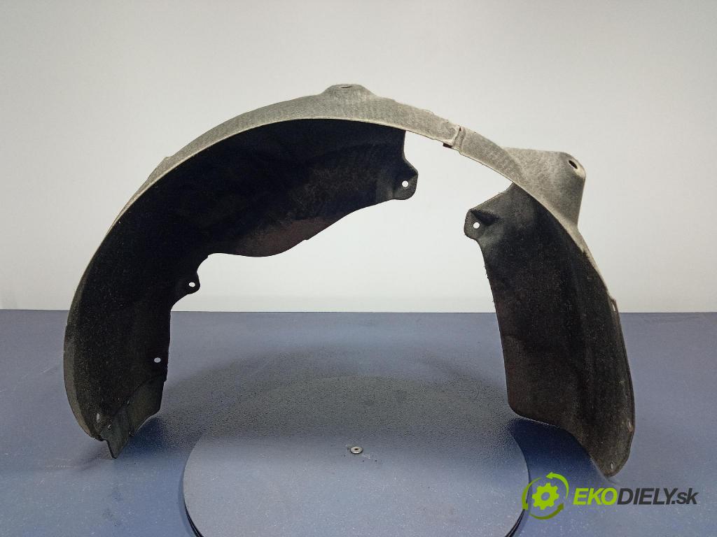 Hyundai I30 2022 blatník: plastický: Zad: 86821-G4200