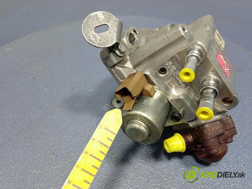Citroen C4 2016 čerpadlo Injekce: 9674984480