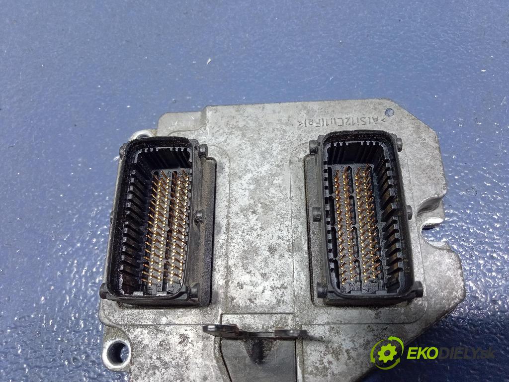 Opel Astra 2005 řídící jednotka Motor: 55559272