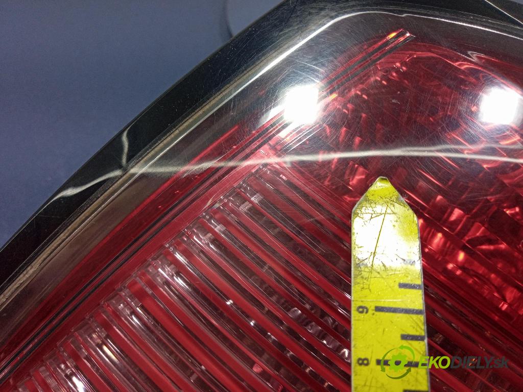 Opel Astra 2005 světlo Zad: Práva: Mimo: 24451840