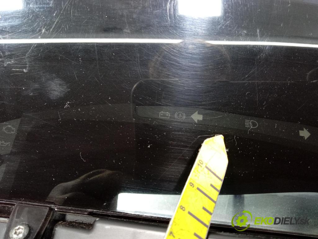 Toyota Yaris 2006 prístrojovka/ budíky 8380052A70