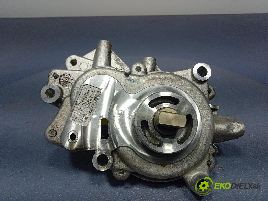 Citroen C4 2016 čerpadlo Injekce: 9674992280