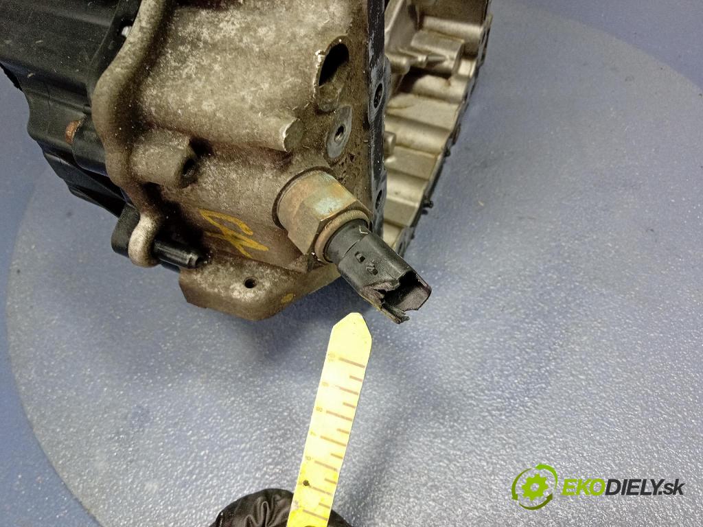 Citroen C4 2016 vana Olej 9801258280