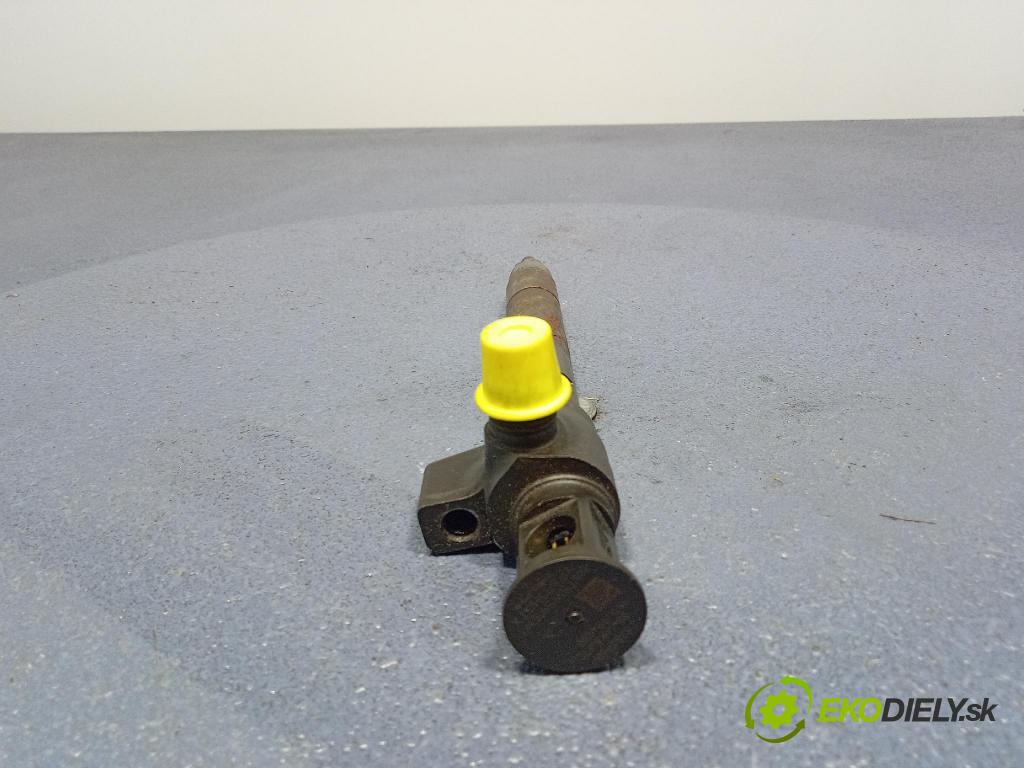 Citroen C4 2016 vstřikovač 9674984080
