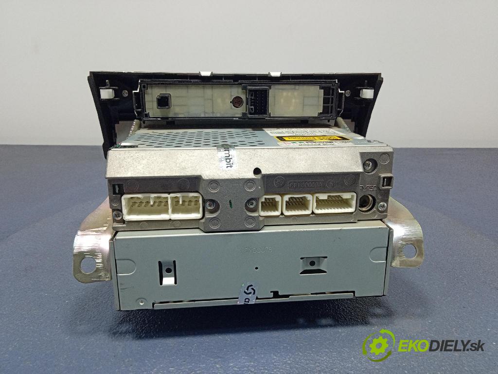 Toyota Corolla verso 2006 Radio I Navigace: 86120-0F010