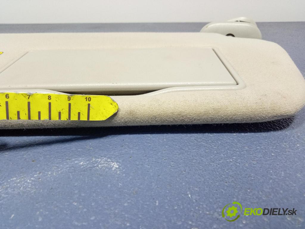 Toyota Corolla verso 2006 kryt