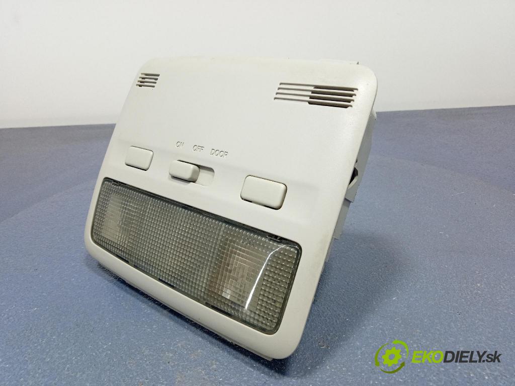 Toyota Corolla verso 2006 Lampy Uvnitř 81263-05230