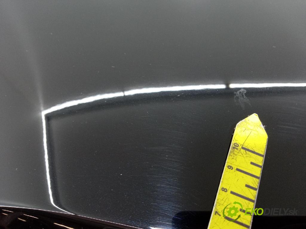 Honda Civic 2005 blatnik před v pravo: