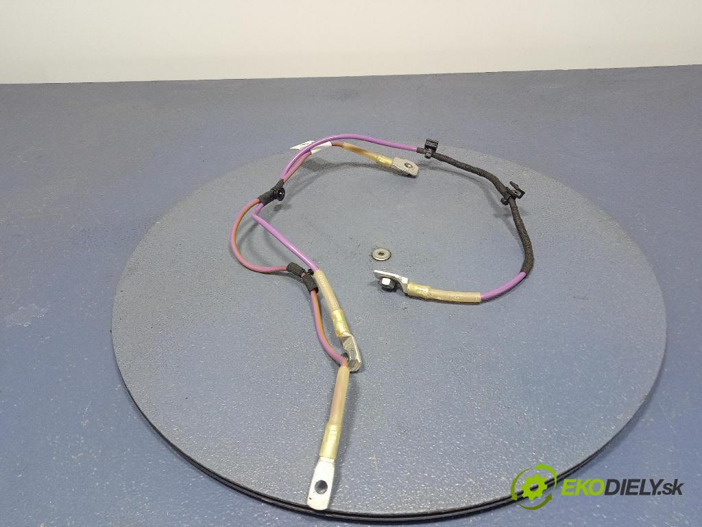 Porsche Cayenne s 2017 instalace Elektrický: 4M4971227N