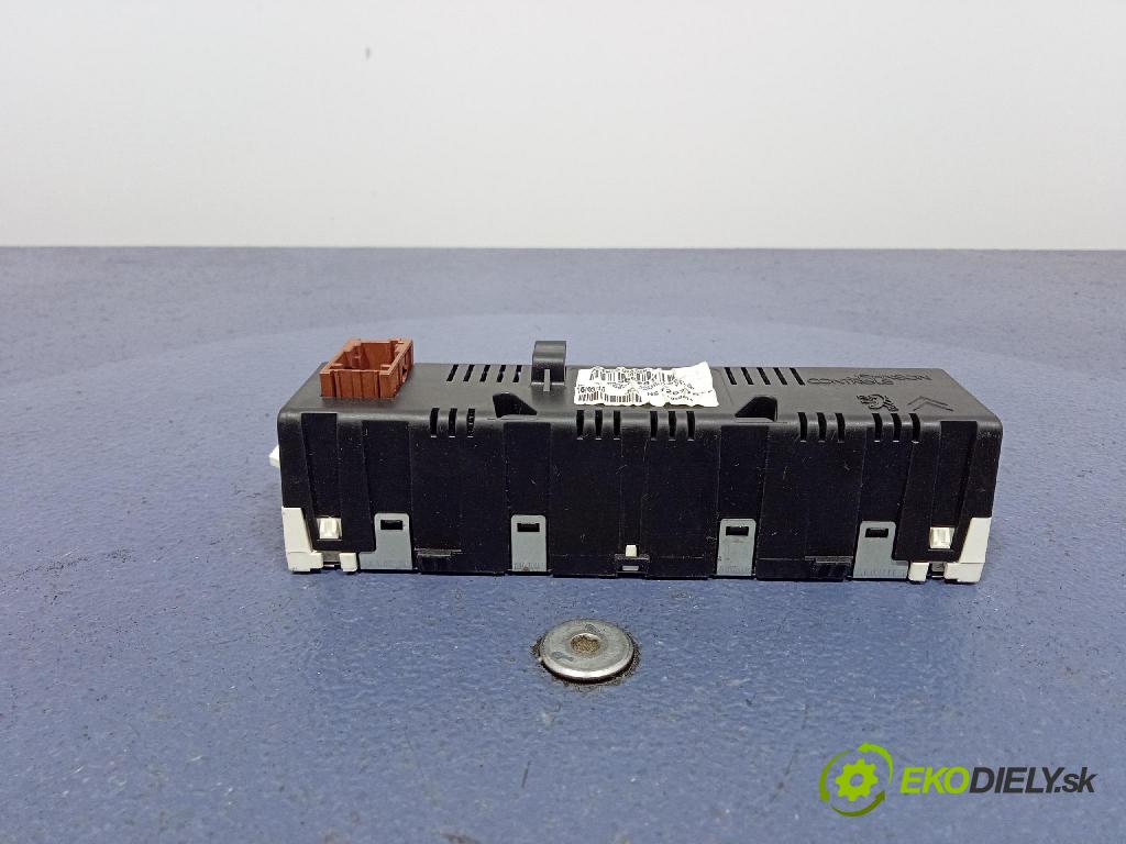 Peugeot 407 2005 Hodinky 9666628180